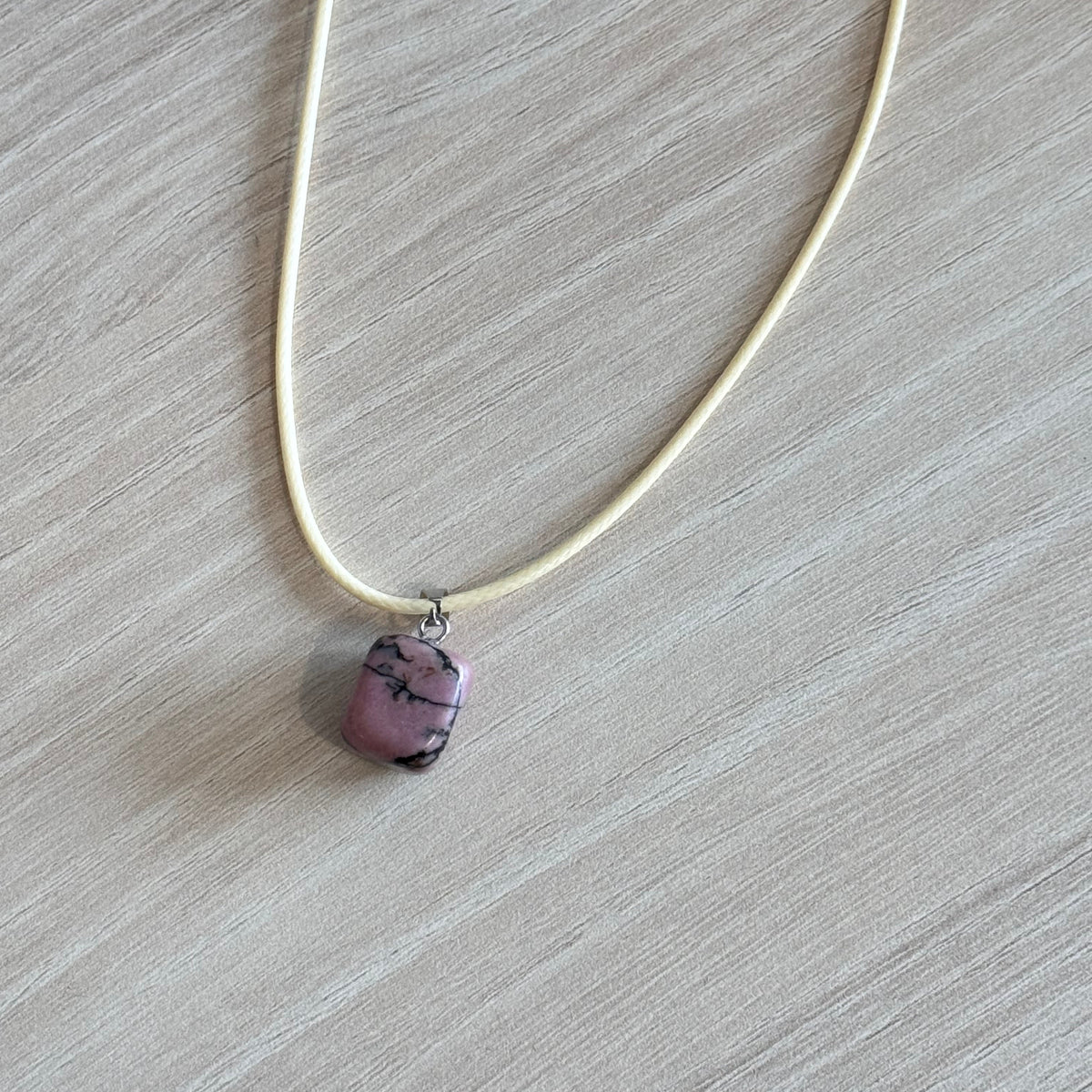 collier en rhodonite FIROUZ ART